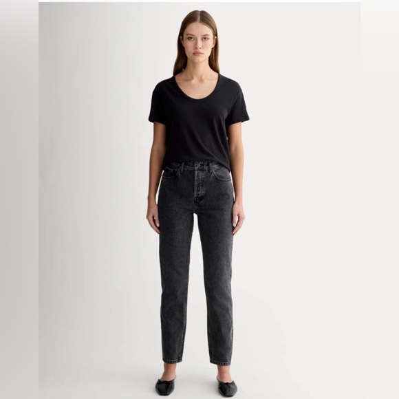 Everlane The Curvy 90s Cheeky Straight Jeans - Picture 13 of 14